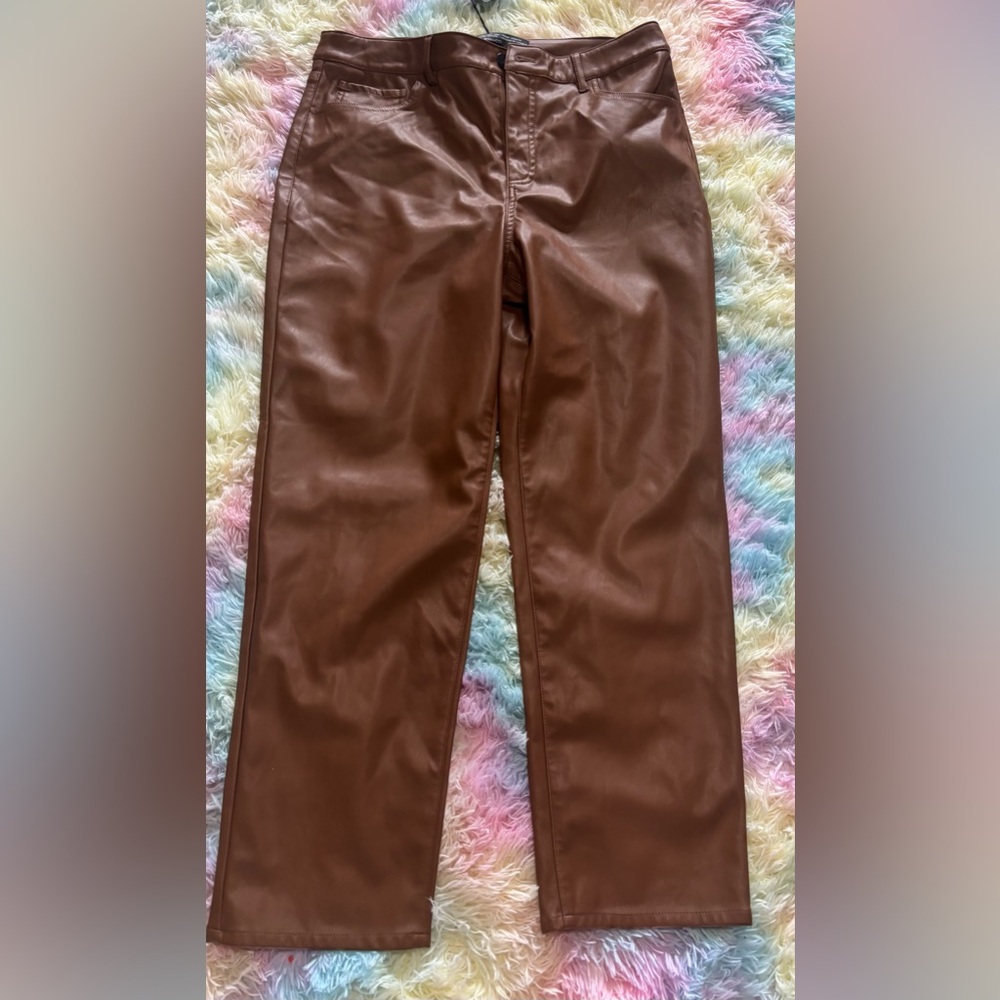 RW&CO. Camel High-Waist Trousers
